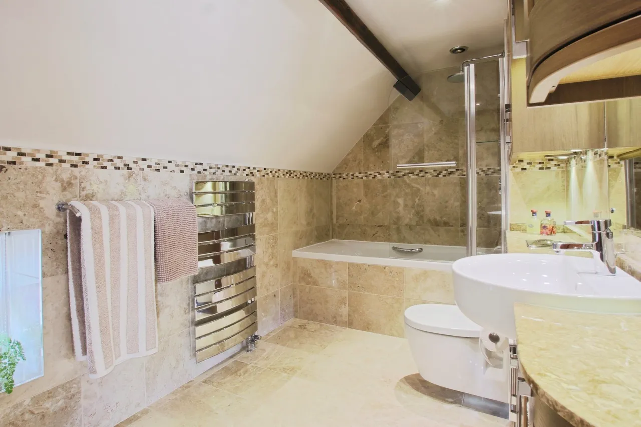 Camerton Hall Lane, Camerton, HU12, photo 8