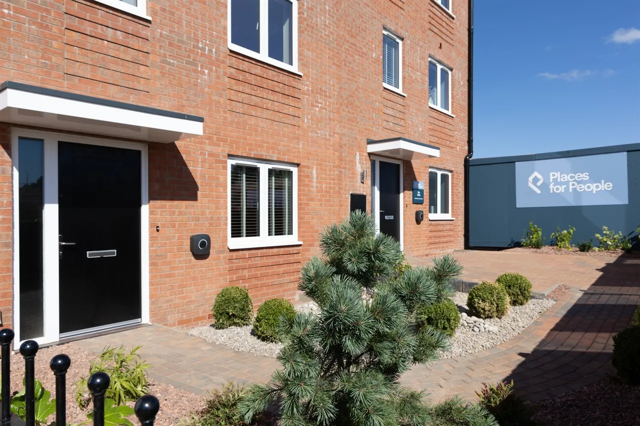 Lloyd Park @ Port Loop, Birmingham, B16, photo 21