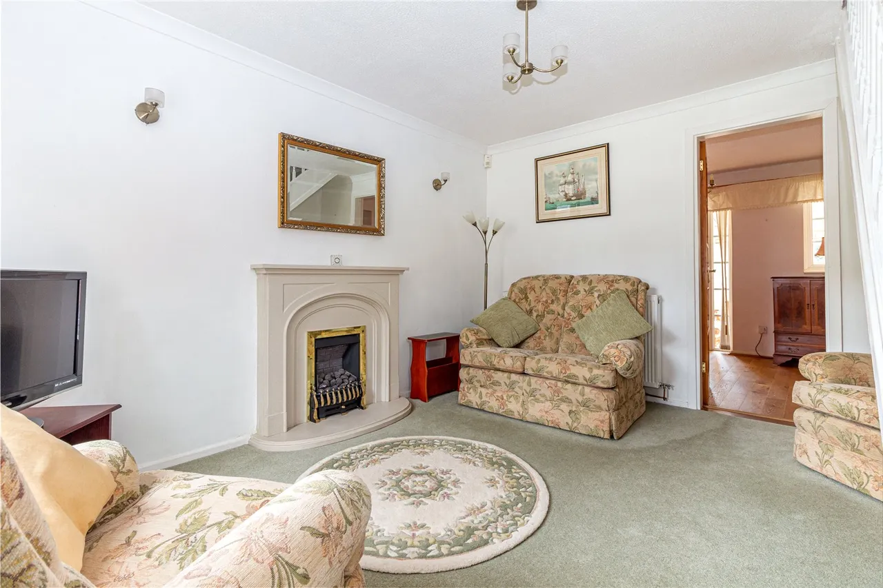 Kingscote Close, Church Hill North, Worcestershire, B98 9LJ, photo 5