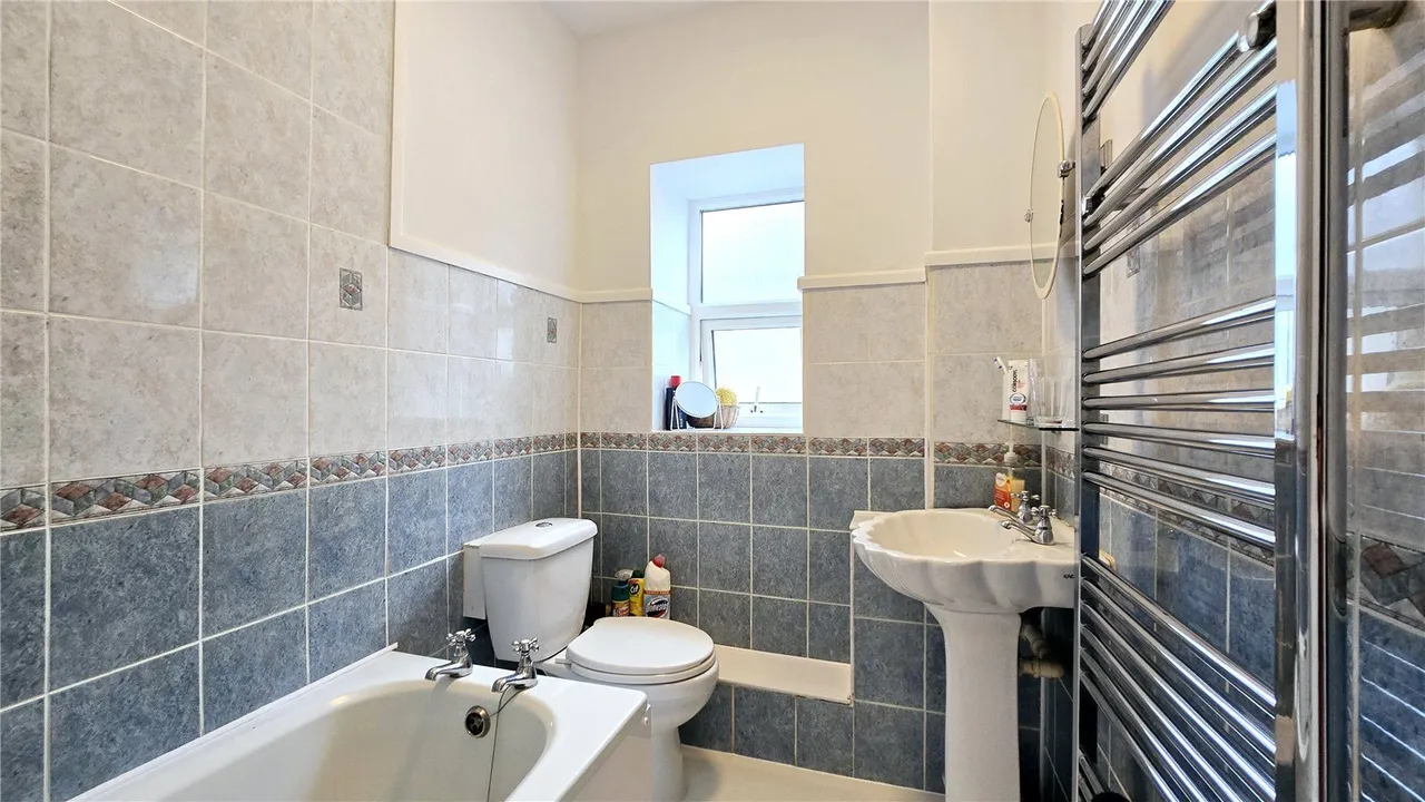 Rhos Y Gaer Avenue, Holyhead, LL65, photo 9
