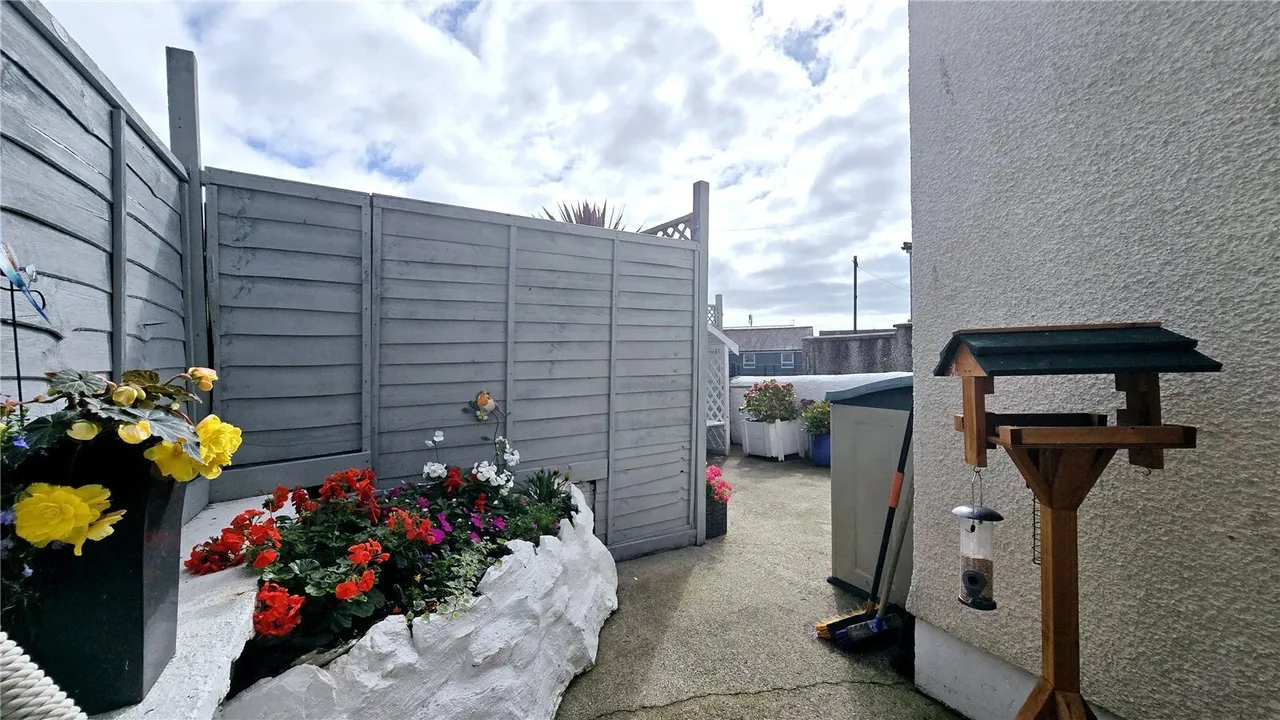Rhos Y Gaer Avenue, Holyhead, LL65, photo 14