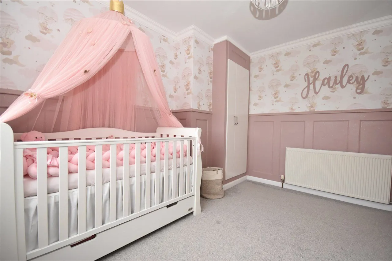 Lowther Grove, Garforth, LS25, photo 15