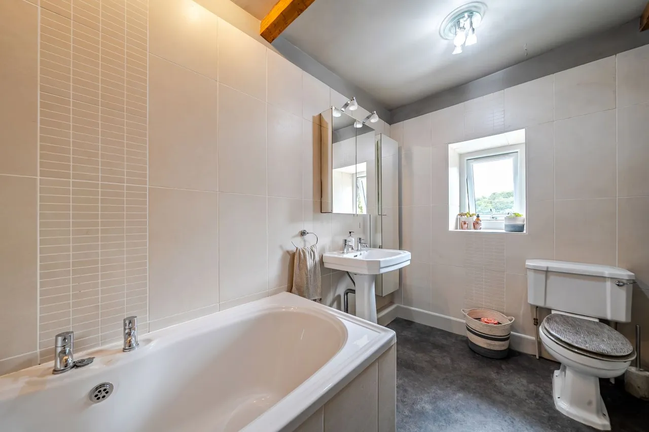 Rochdale Road, Triangle, HX6, photo 11