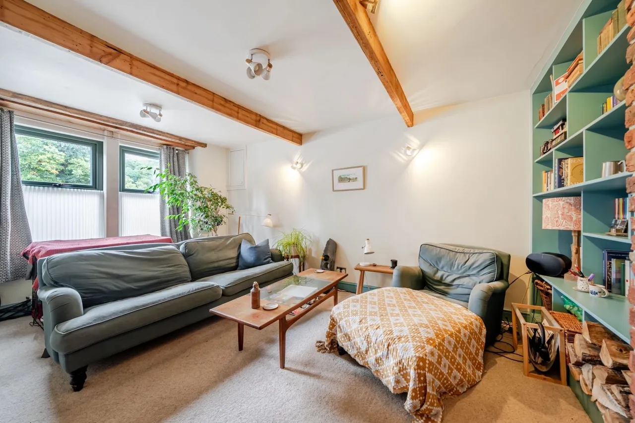 Rochdale Road, Triangle, HX6, photo 2
