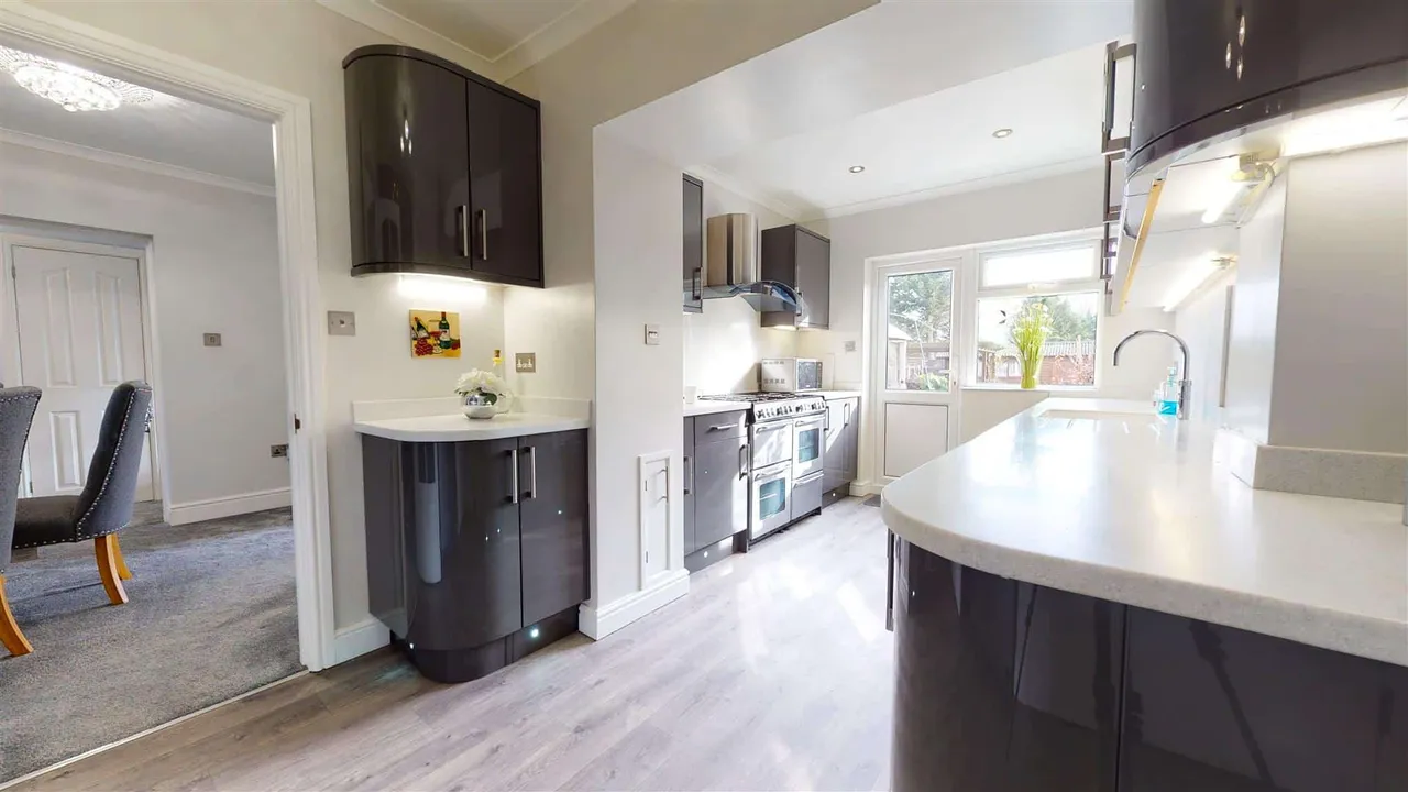 The Broadway, Loughton, IG10, photo 6