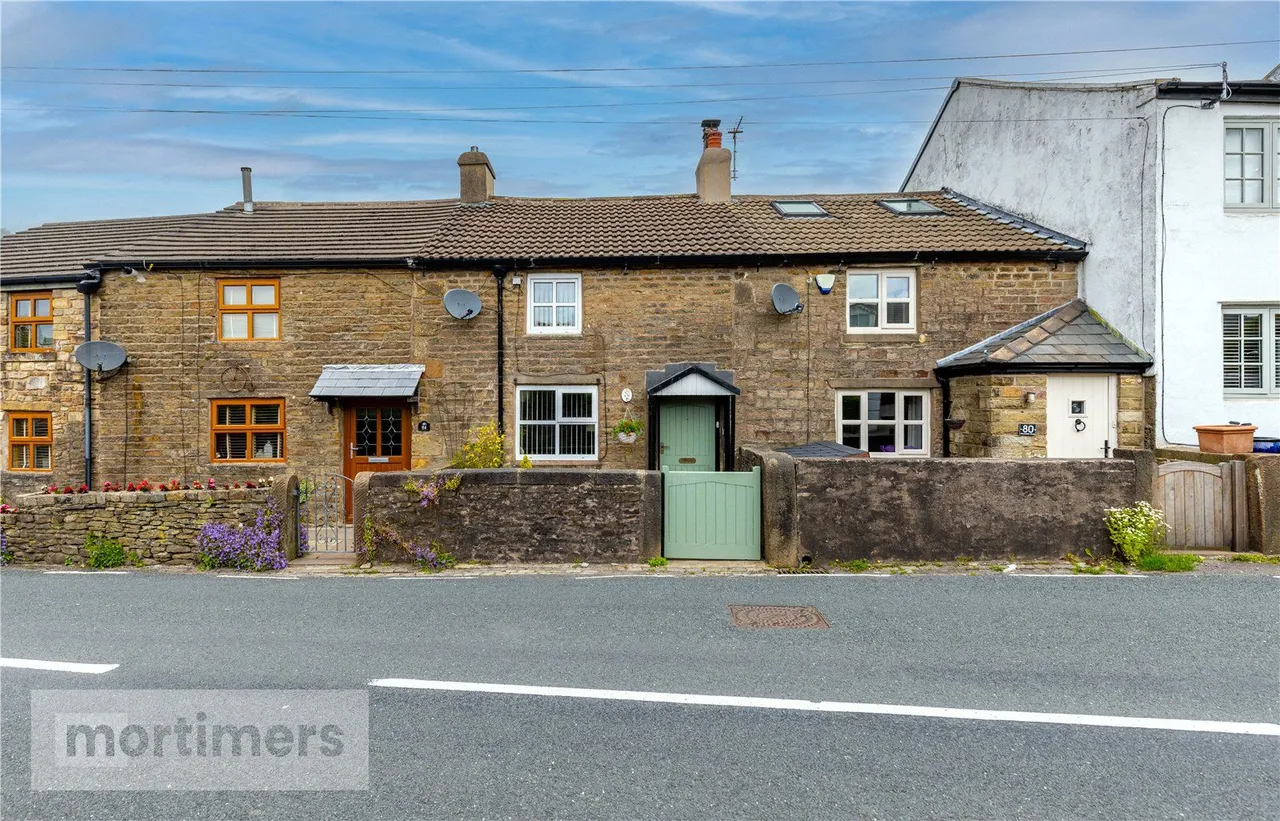 2 bed house for sale, Ribchester Road, Clayton Le Dale, BB1