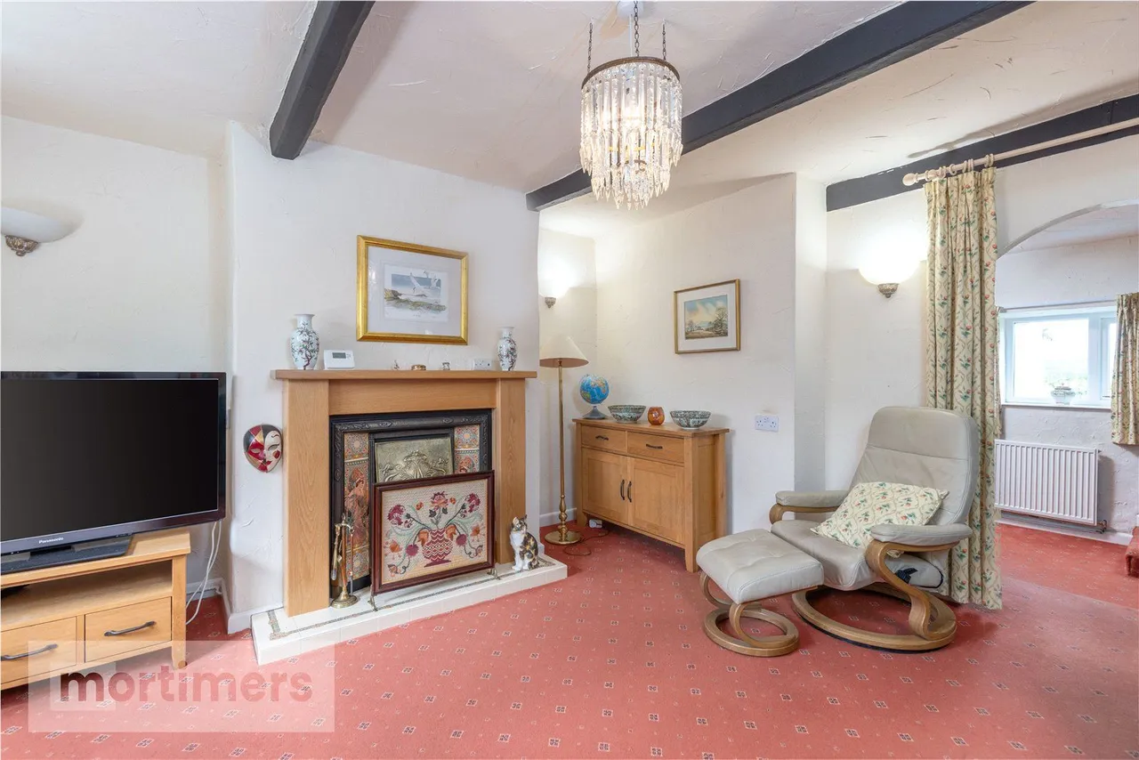 Ribchester Road, Clayton Le Dale, BB1, photo 3