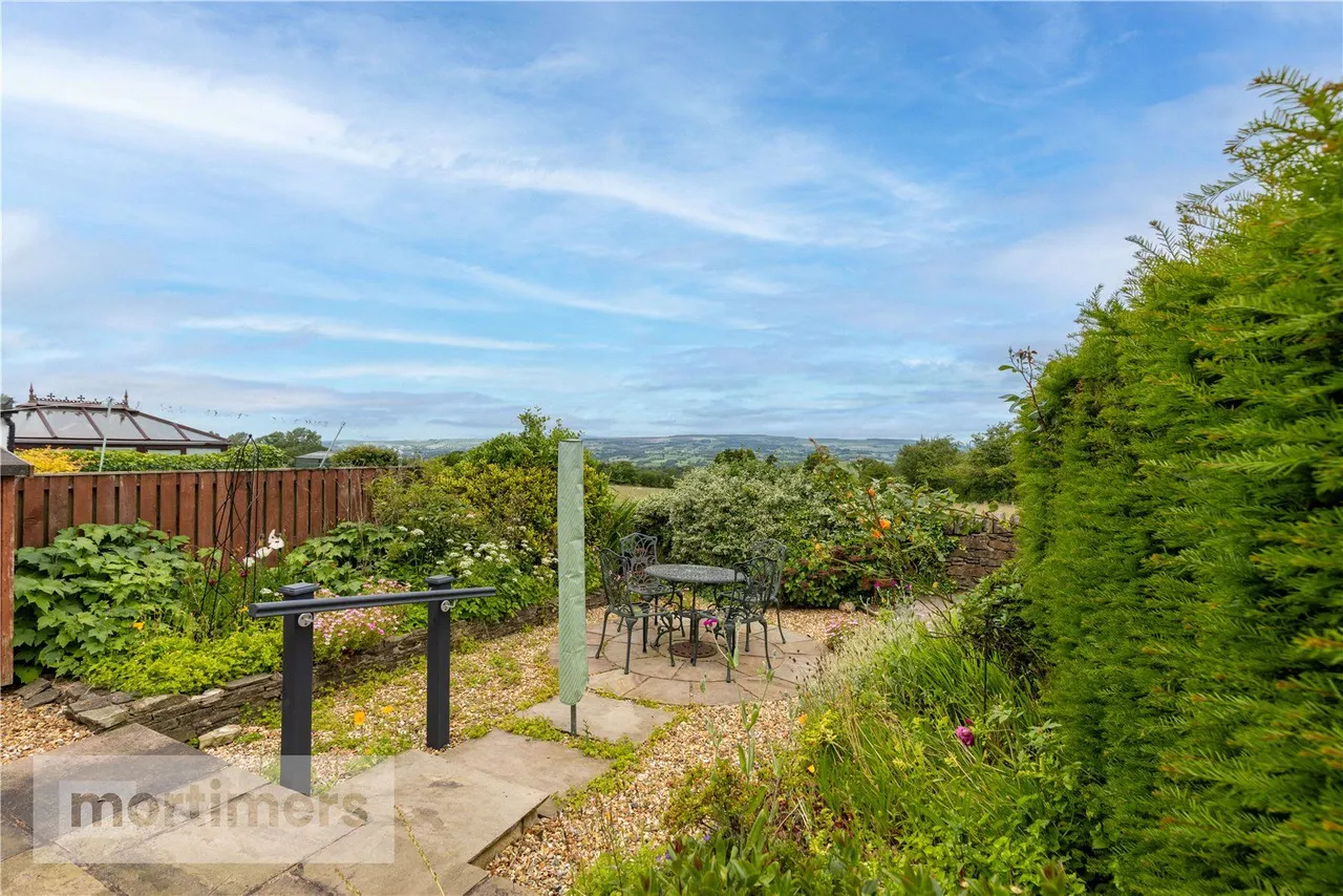 Ribchester Road, Clayton Le Dale, BB1, photo 2