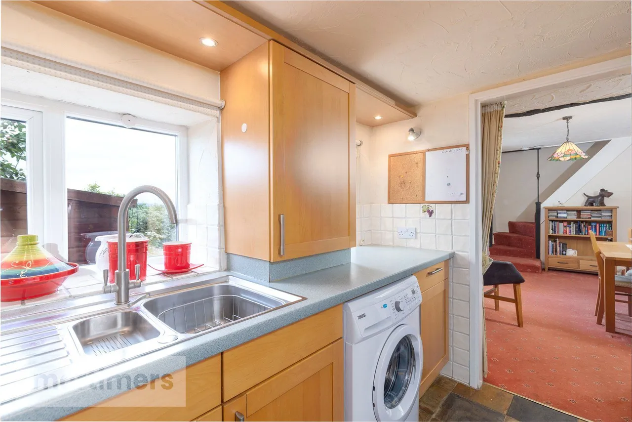 Ribchester Road, Clayton Le Dale, BB1, photo 9