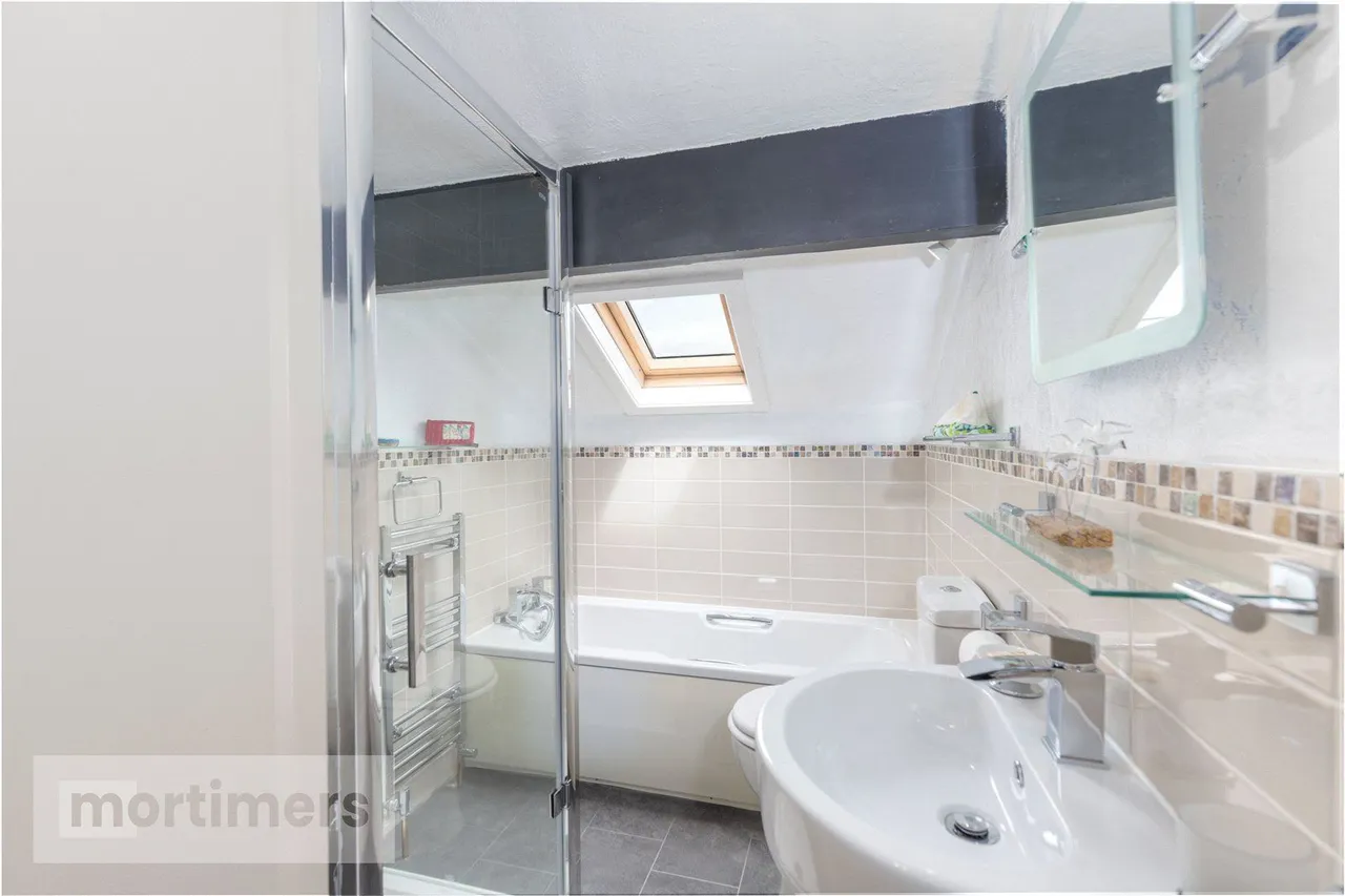 Ribchester Road, Clayton Le Dale, BB1, photo 13