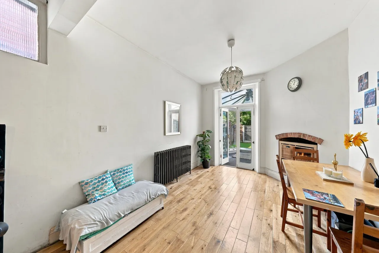 Moorfield Grove, Sale, M33, photo 6