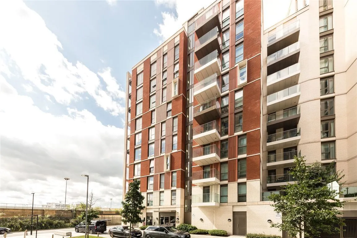 Malthouse Road, London, photo 11