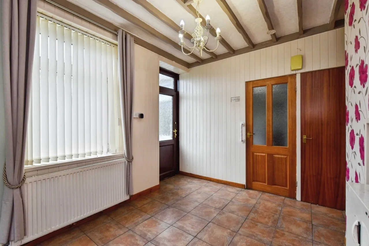 Heol Y Parc, Cefneithin, SA14, photo 11