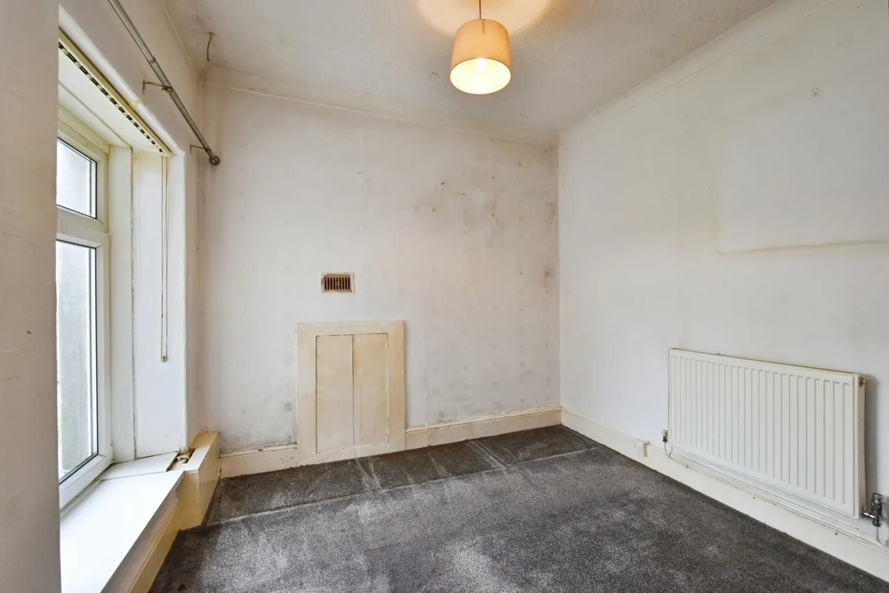 Heol Y Parc, Cefneithin, SA14, photo 14