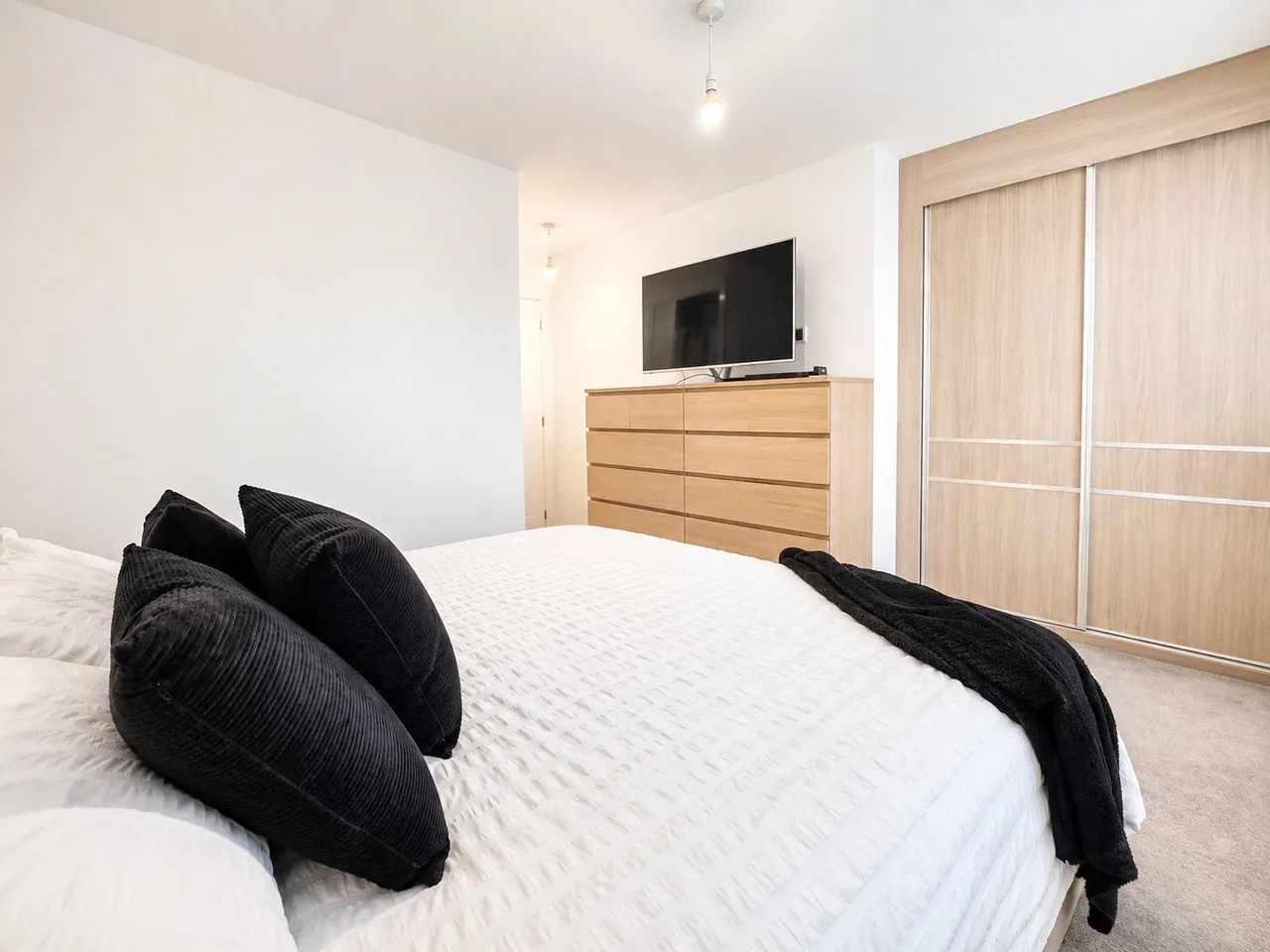 Fields Avenue, Halewood, L26, photo 11