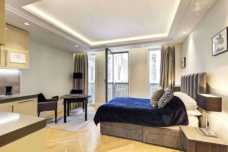 flat for sale — Strand, Temple, London, WC2R 1AB