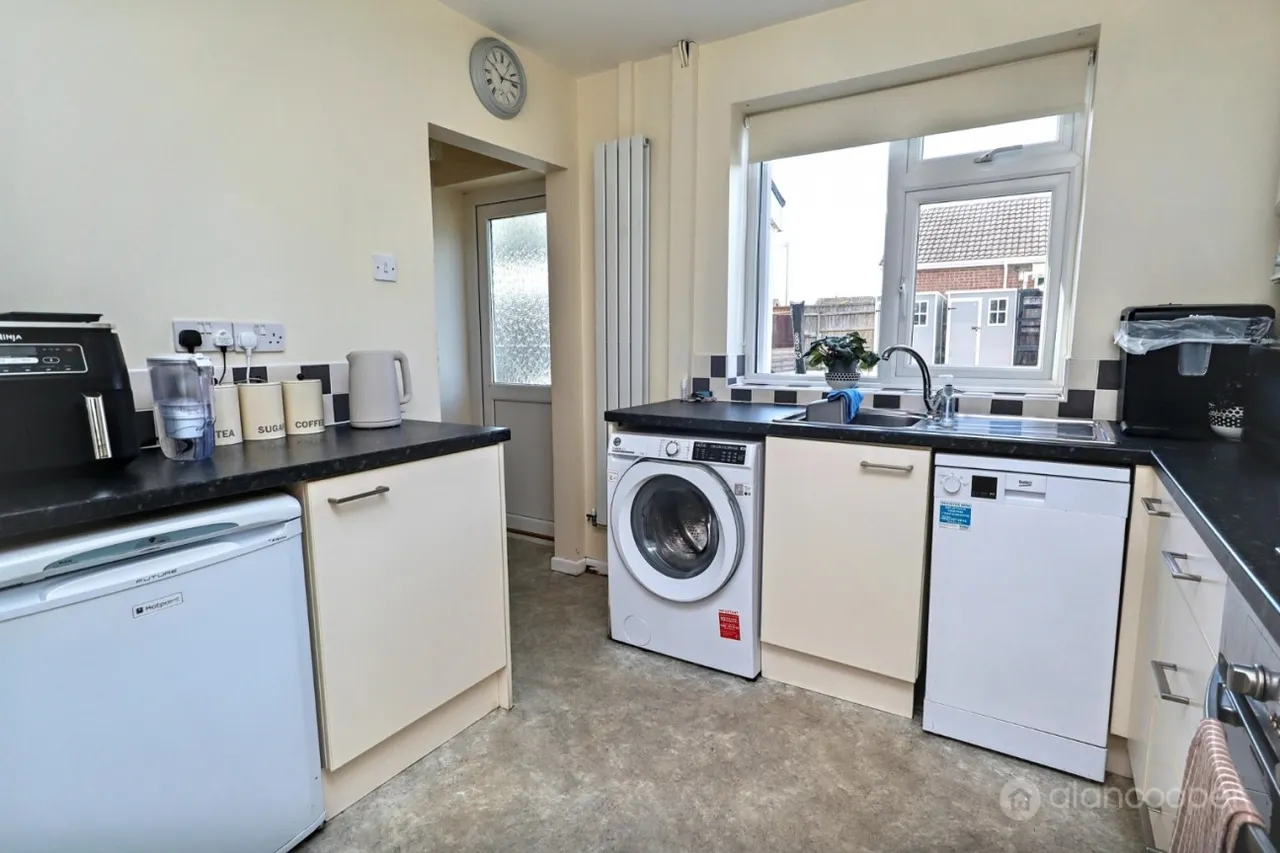 Oldbury Road, Hartshill, CV10, photo 9