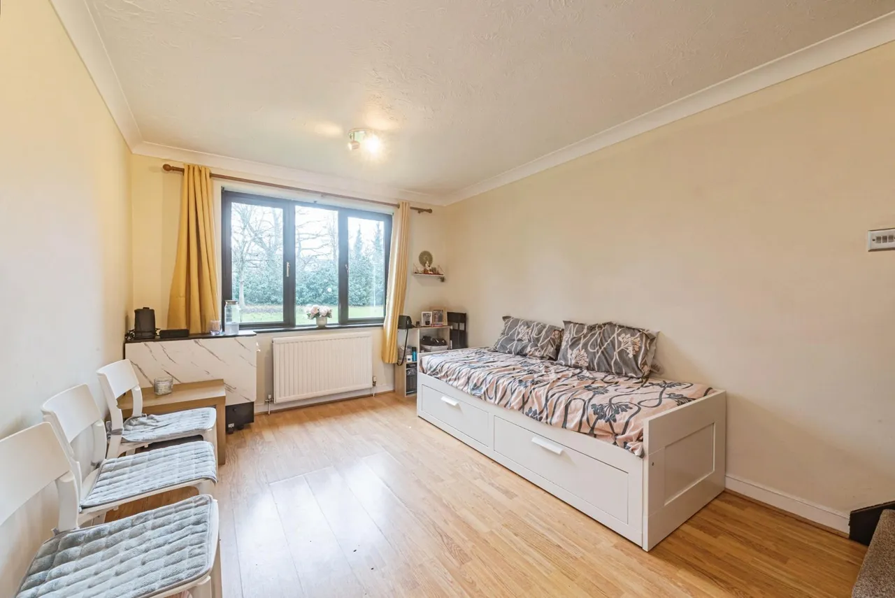 Haywood Court, Reading, RG1, photo 2