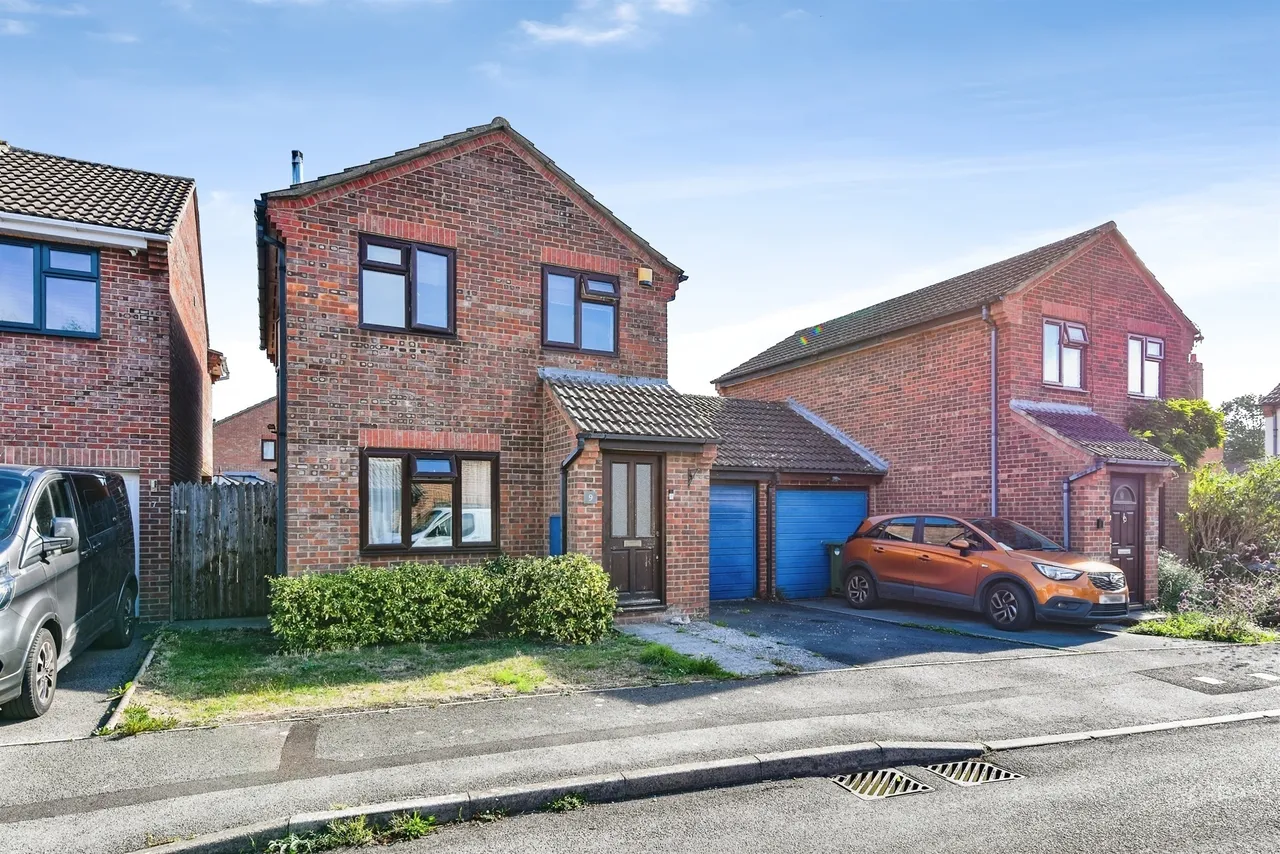 3 bed house for sale, Wiltshire Way, Westbury, BA13