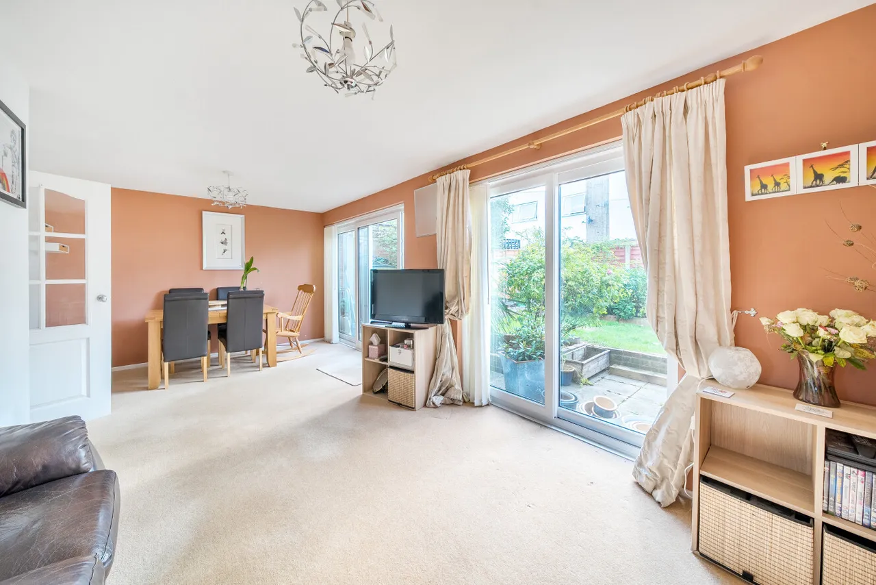 Regency Walk, Croydon, CR0, photo 2