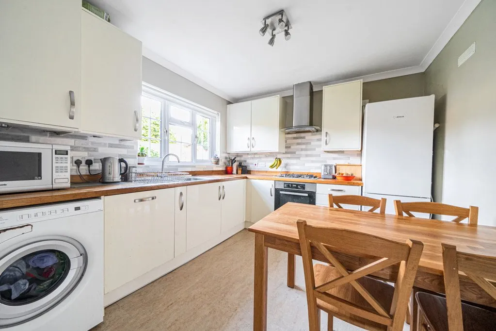 Pembury Close, BR2, photo 2