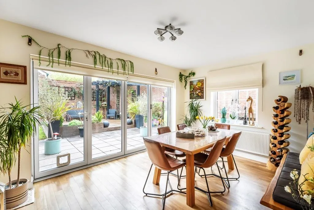 Marley Rise, Dorking, RH4, photo 5