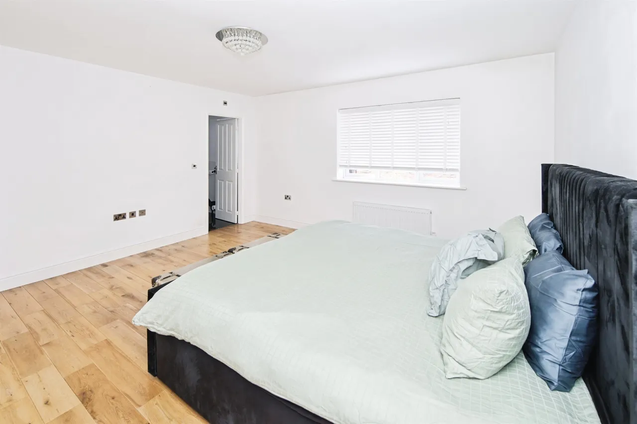 Bellerose Close, Coventry, CV4, photo 11