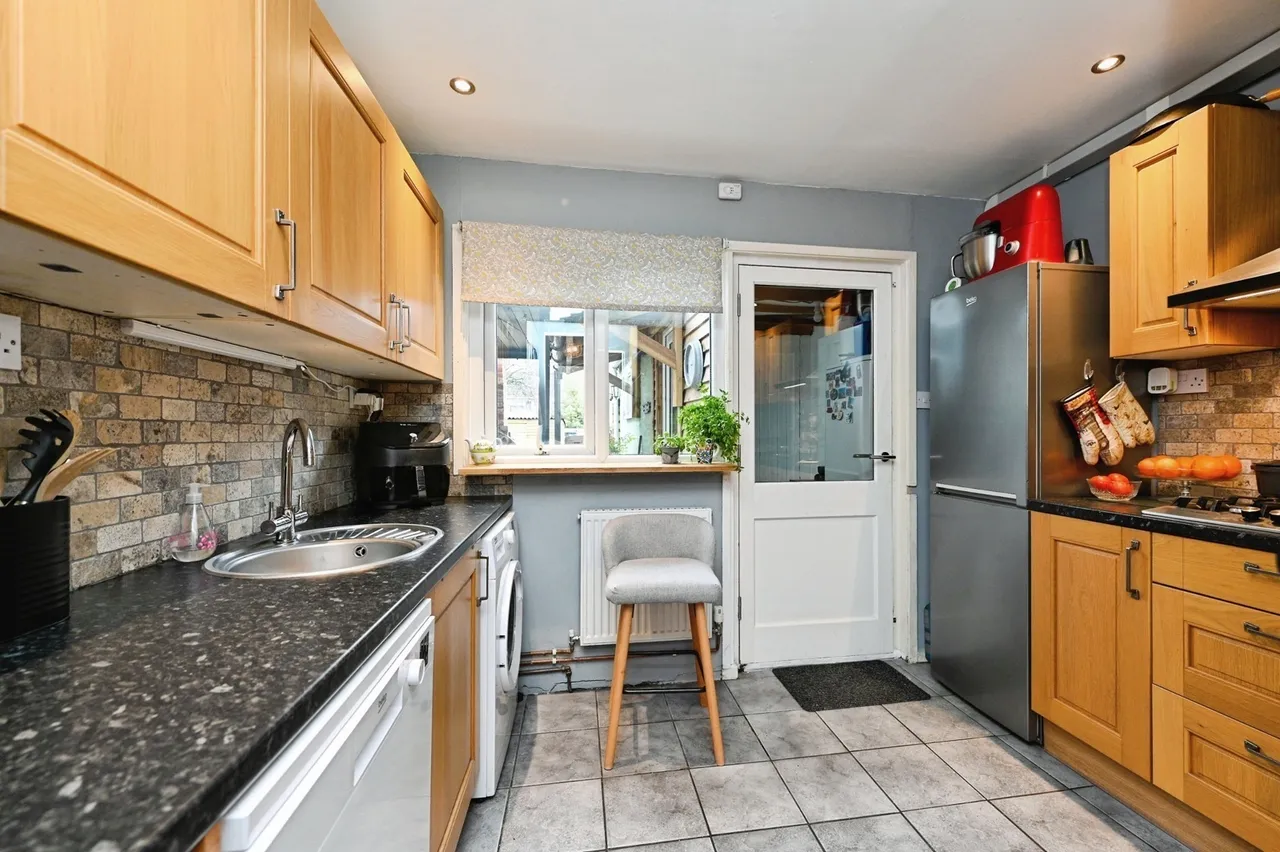 Pandora, KING'S LYNN, Norfolk, PE30, photo 6