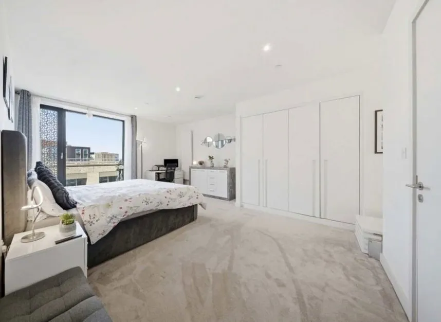 Clipper Street, Royal Wharf, E16, photo 5