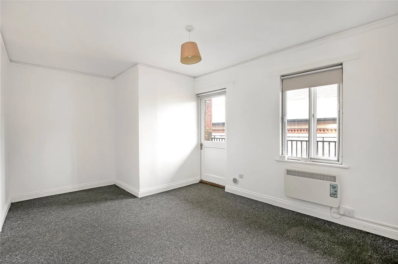 1 bed flat for sale — City Road, Winchester, Hampshire, SO23