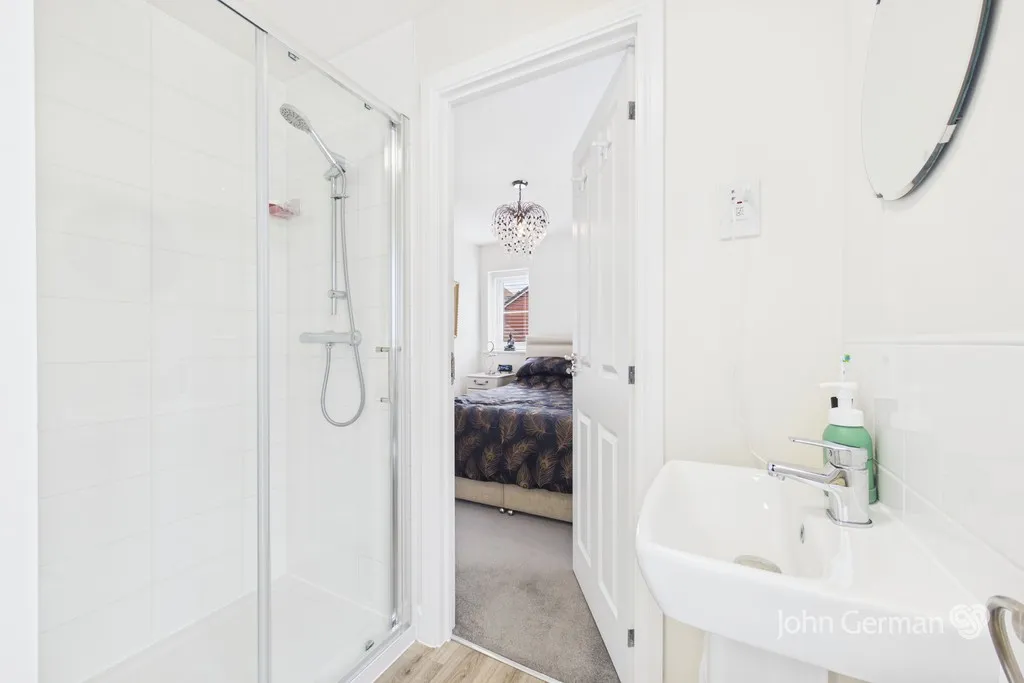 Dowling Road, Uttoxeter, photo 18
