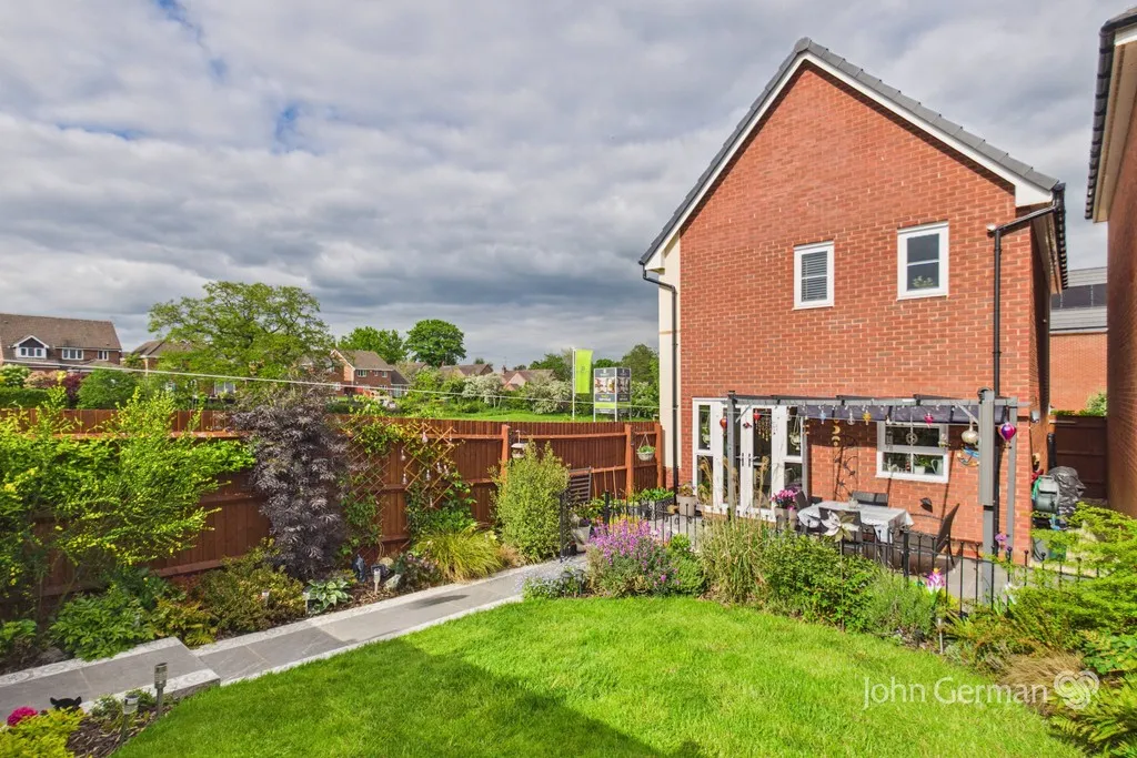 Dowling Road, Uttoxeter, photo 28