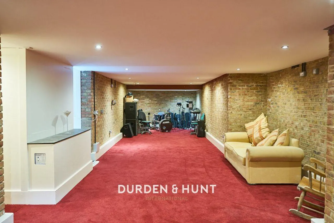 Ripley View, Loughton, IG10, photo 5