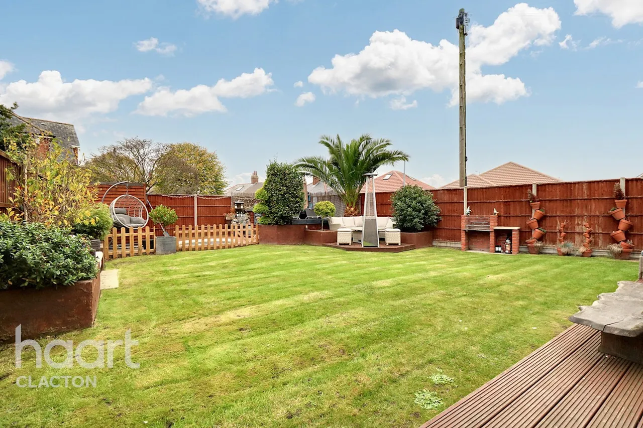 St Osyth Road, Clacton-On-Sea, CO15, photo 15