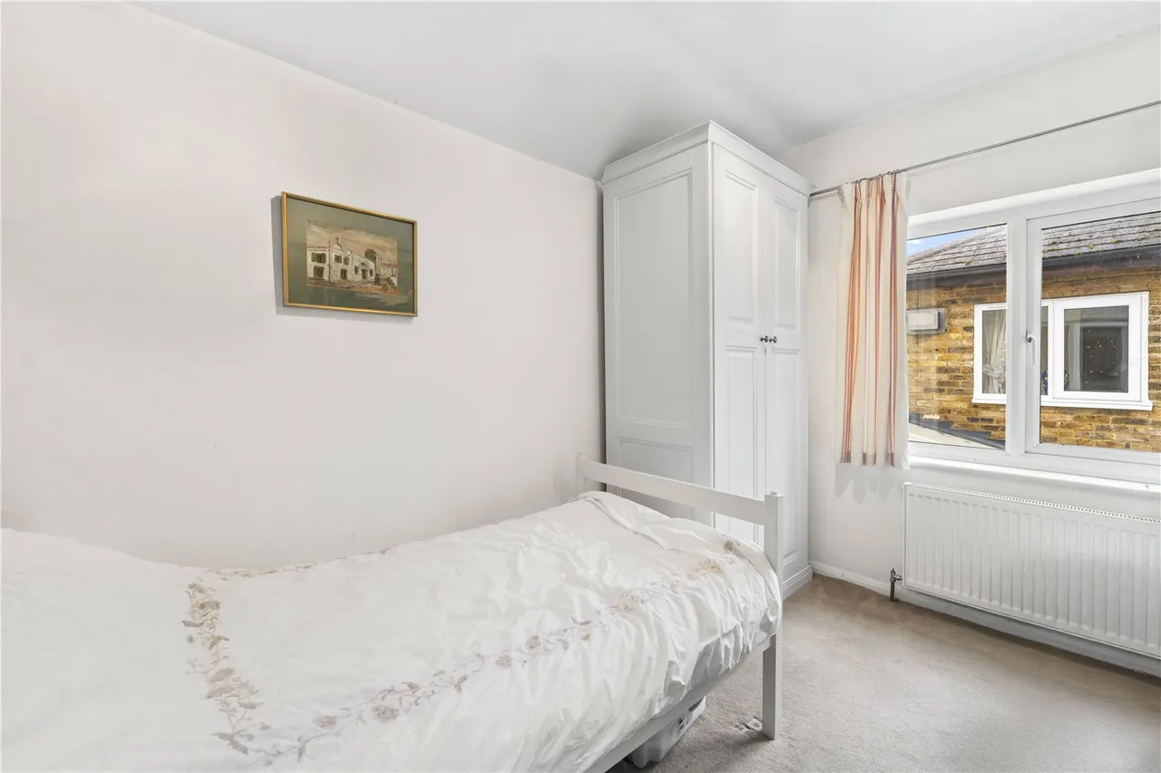 Second Cross Road, Twickenham, TW2 5QY, photo 14
