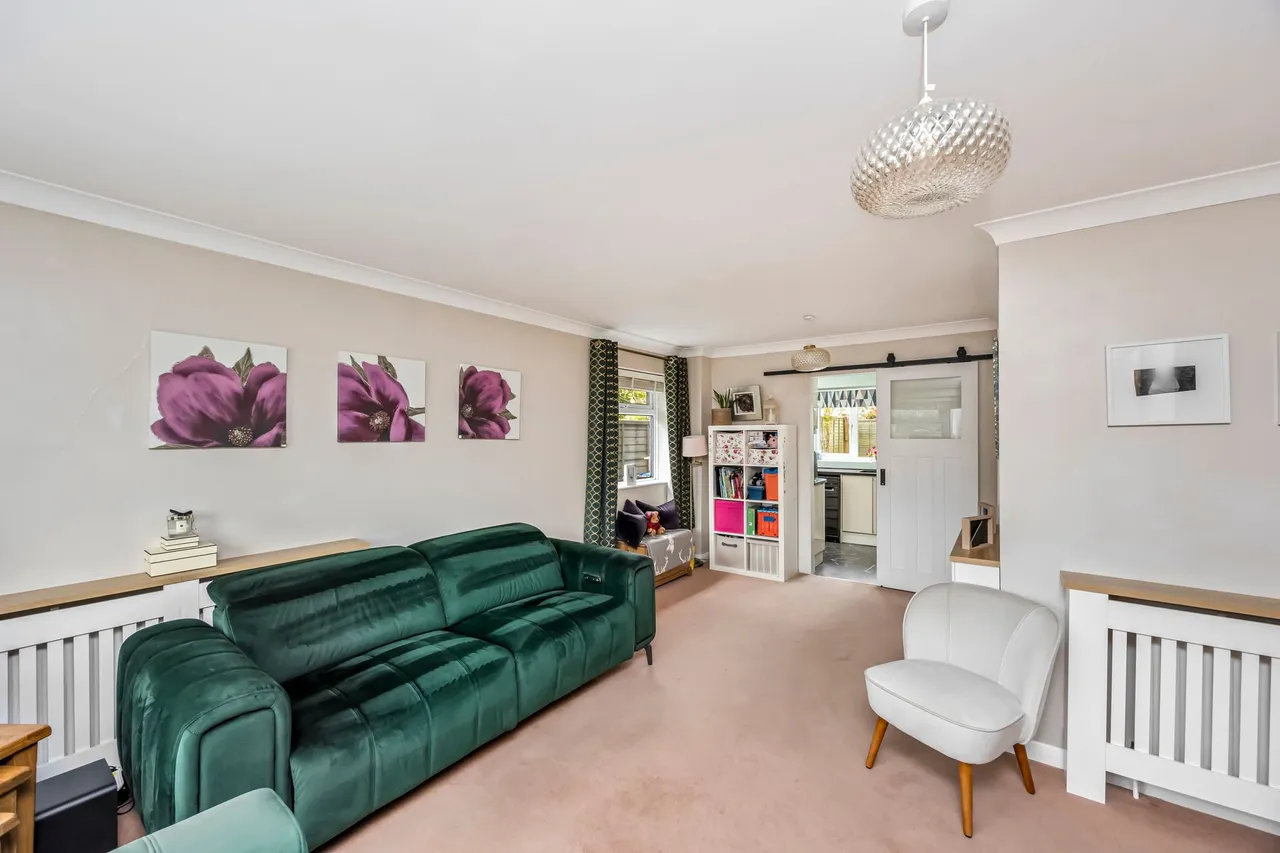Oaks Close, Horsham, RH12, photo 8