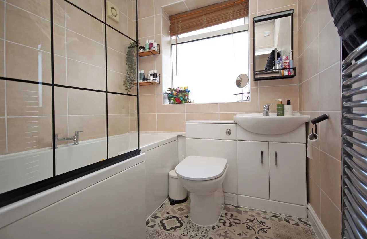 Belmont Road, Bangor, LL57, photo 10