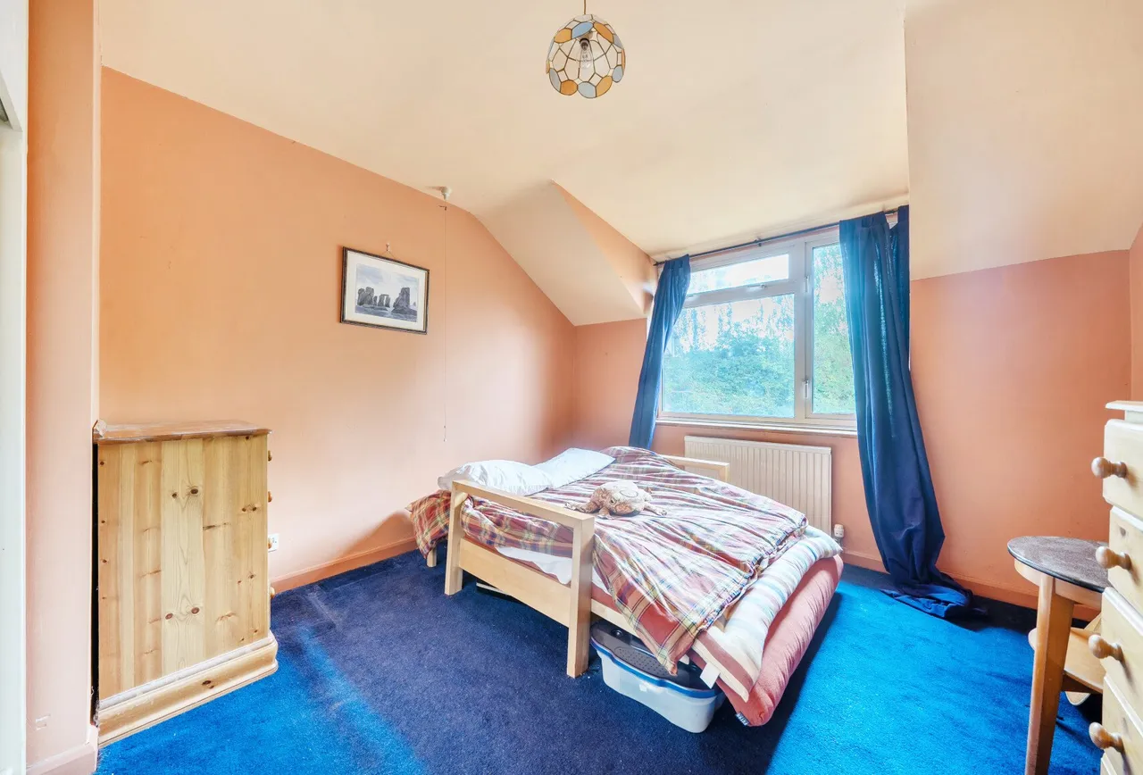 Abbots Court Drive, Gloucestershire, Twyning, GL20 6JJ, photo 11