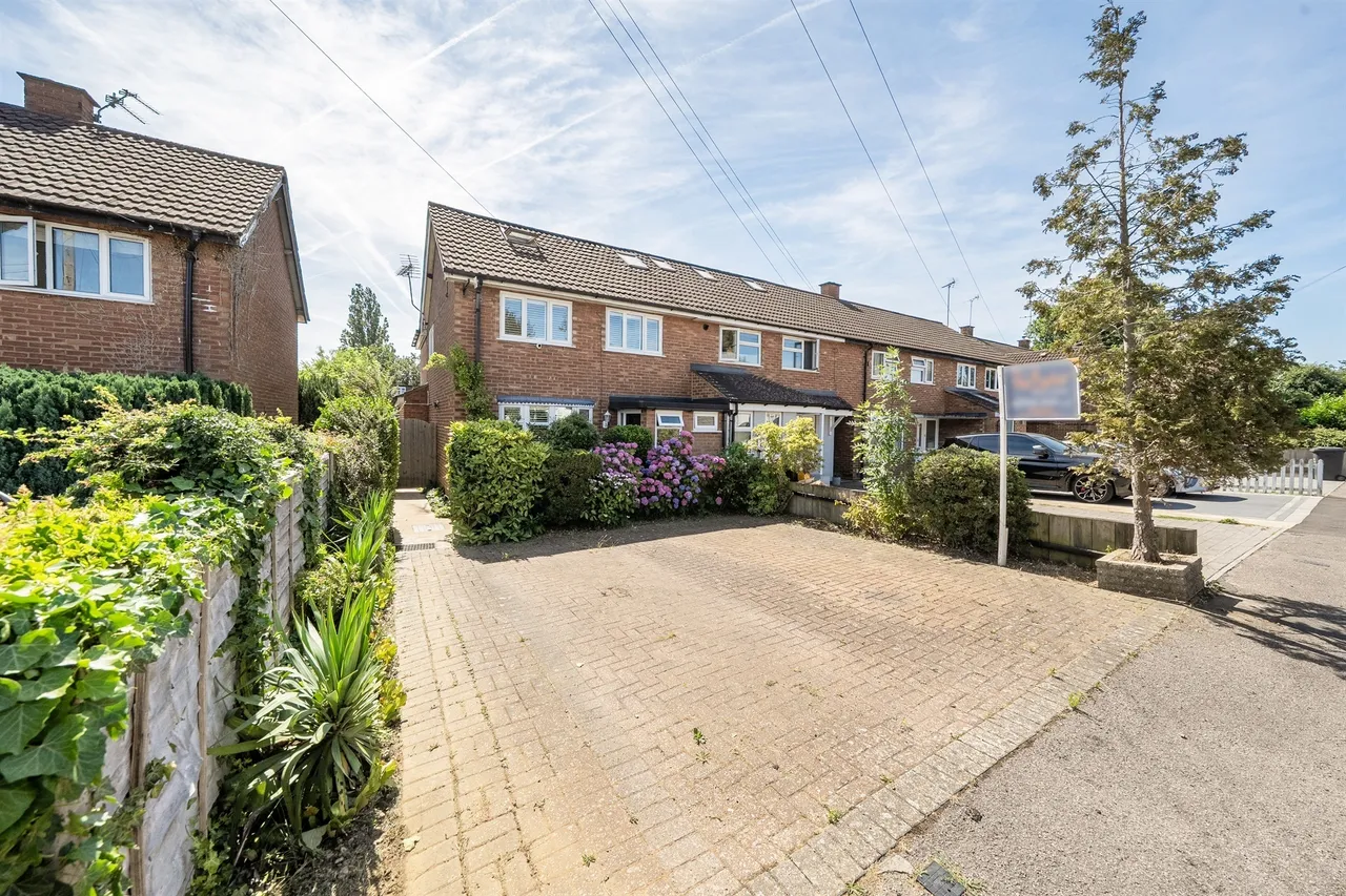 4 bed house for sale — Howard Close, St. Albans