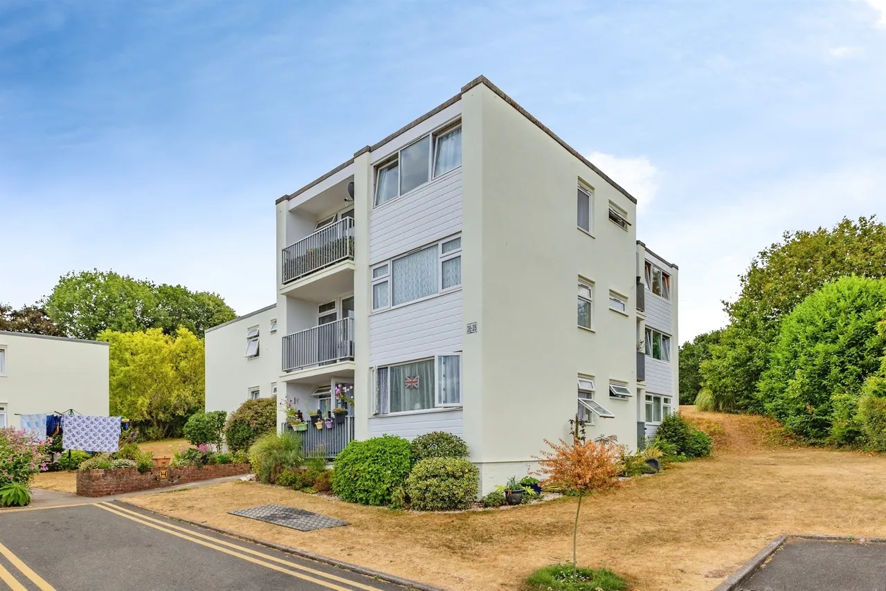 2 bed flat for sale — Devondale Court, Dawlish Warren, Dawlish