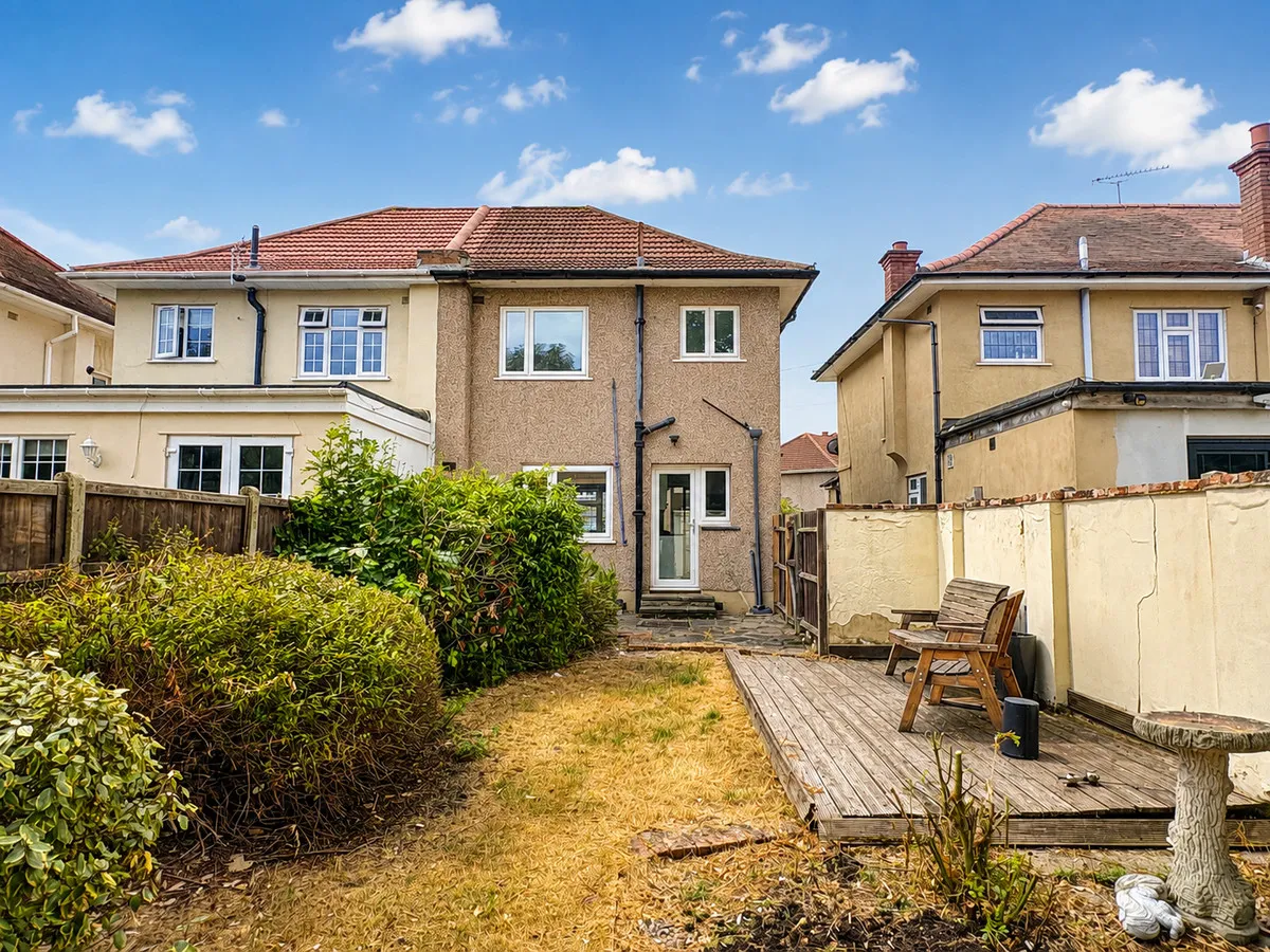 Carter Drive, Romford, Collier Row, RM5 2UX, photo 11