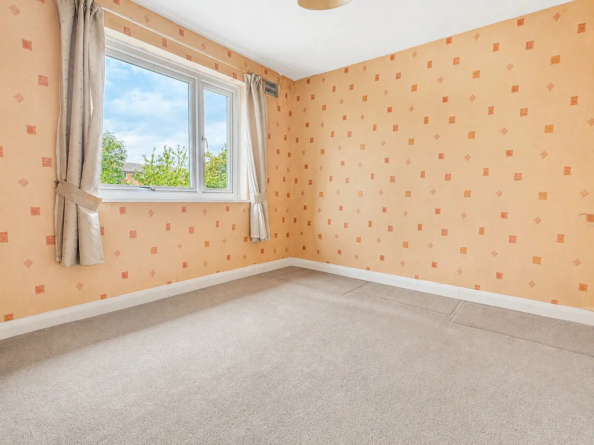 Carter Drive, Romford, Collier Row, RM5 2UX, photo 7