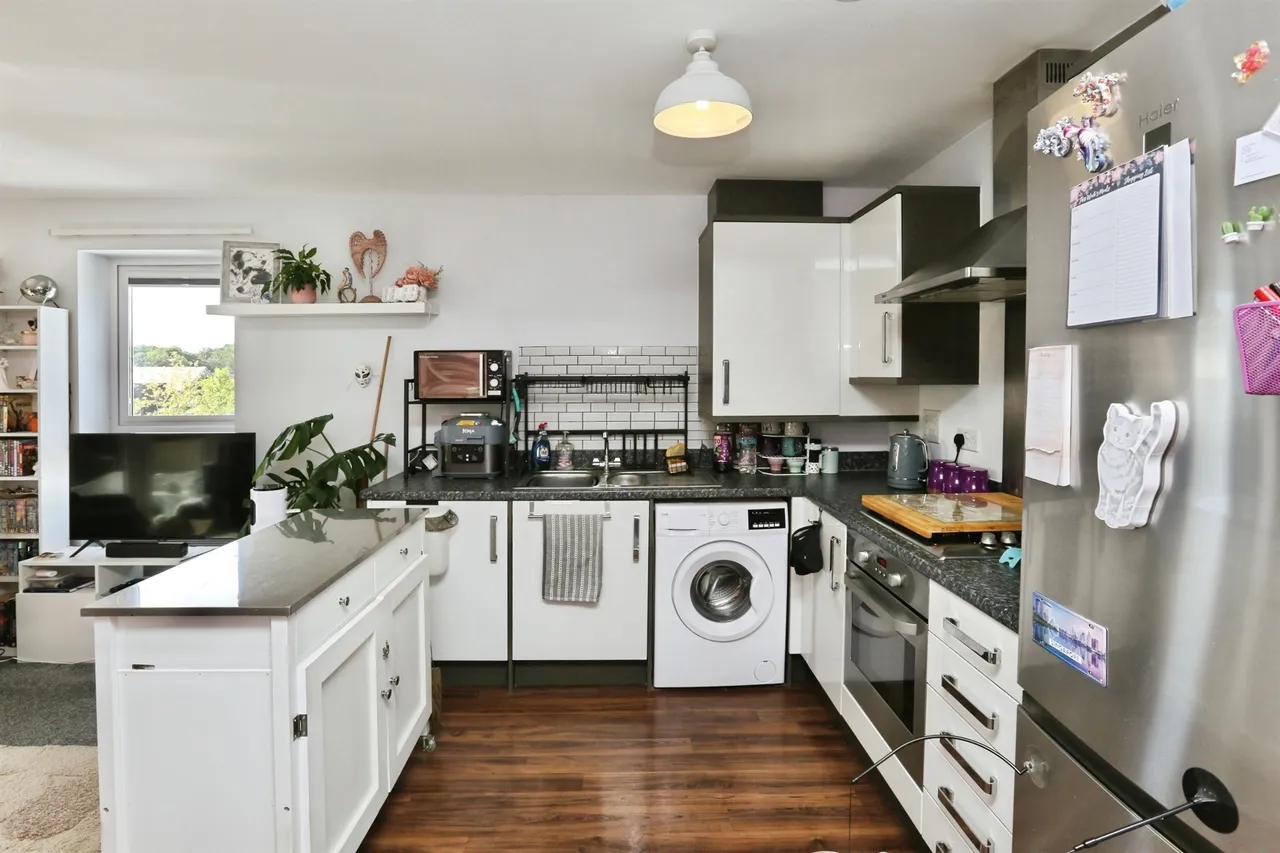 Howe Road, Gosport, photo 3
