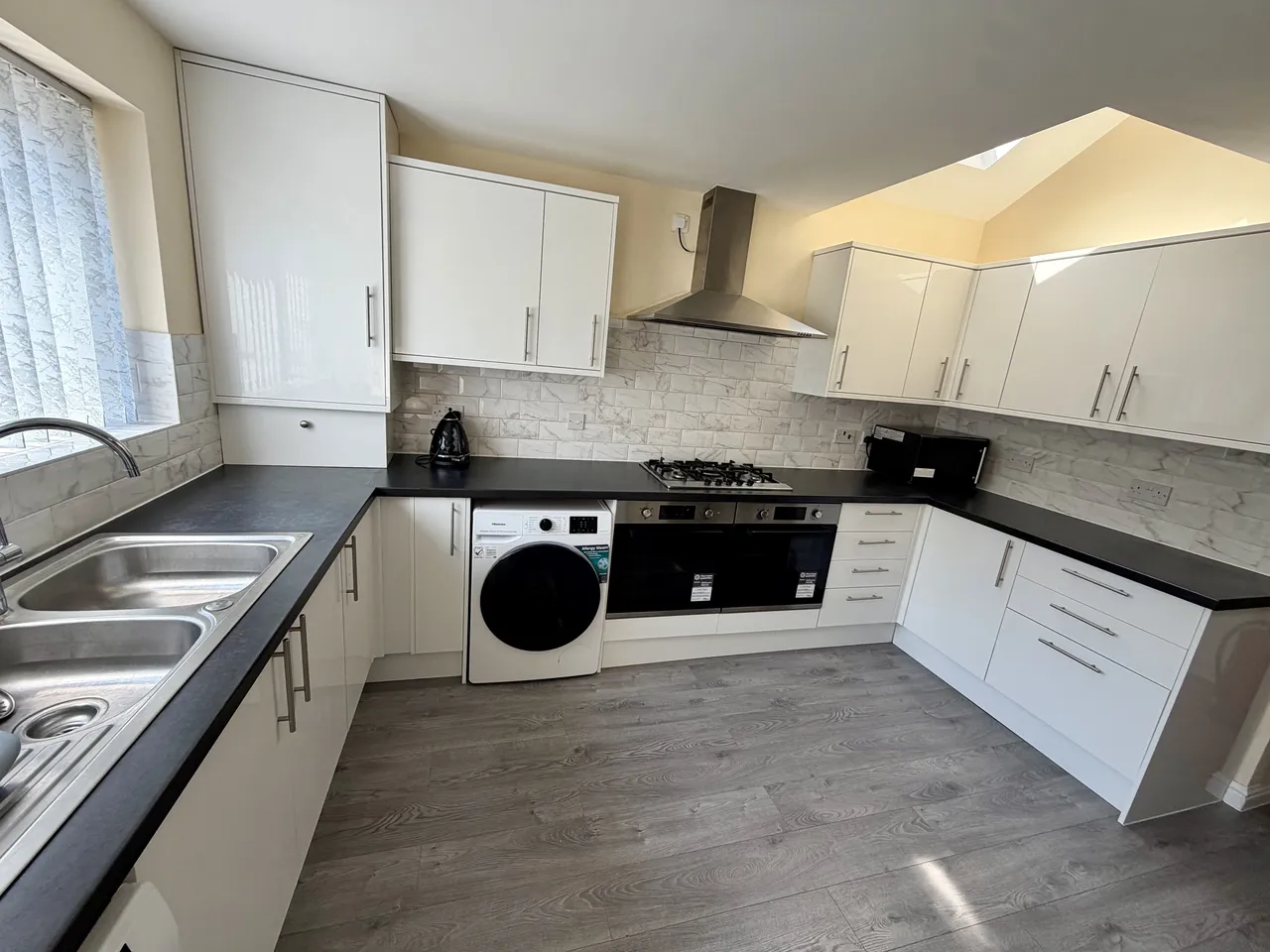 Beverly Road, Fallowfield M14, photo 12