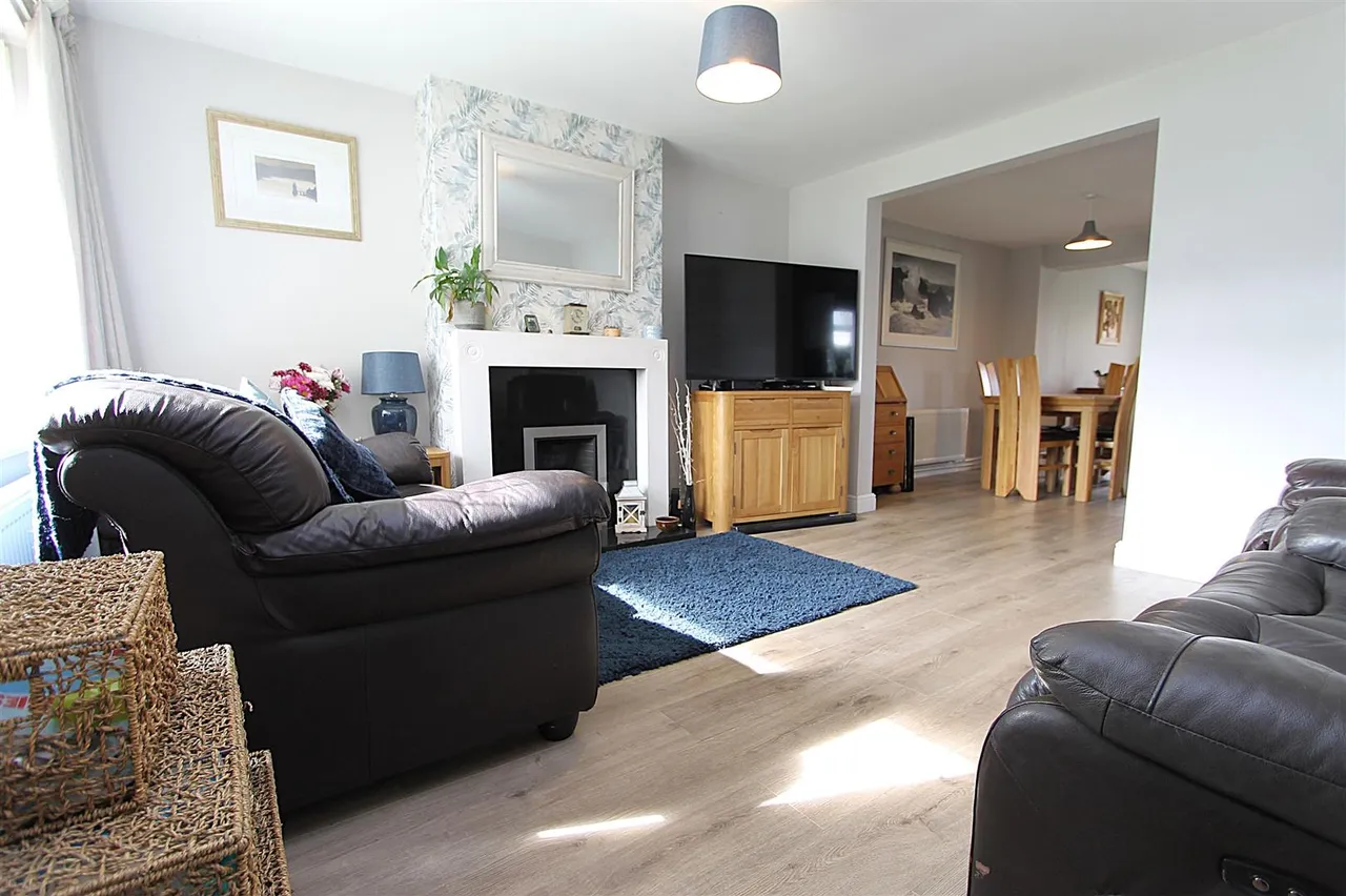 Willowfield Drive, Kidderminster, photo 5
