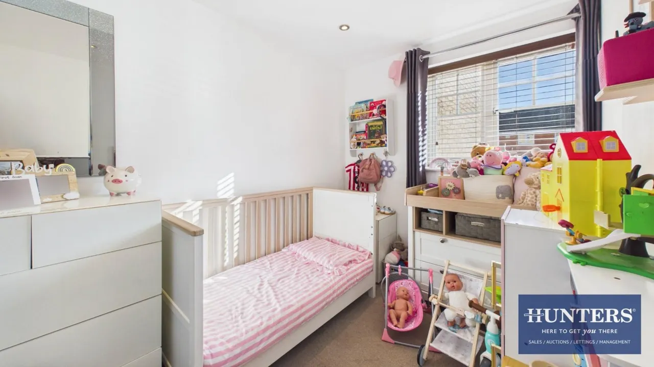 Wearhead Drive, Barnes, SR4, photo 13