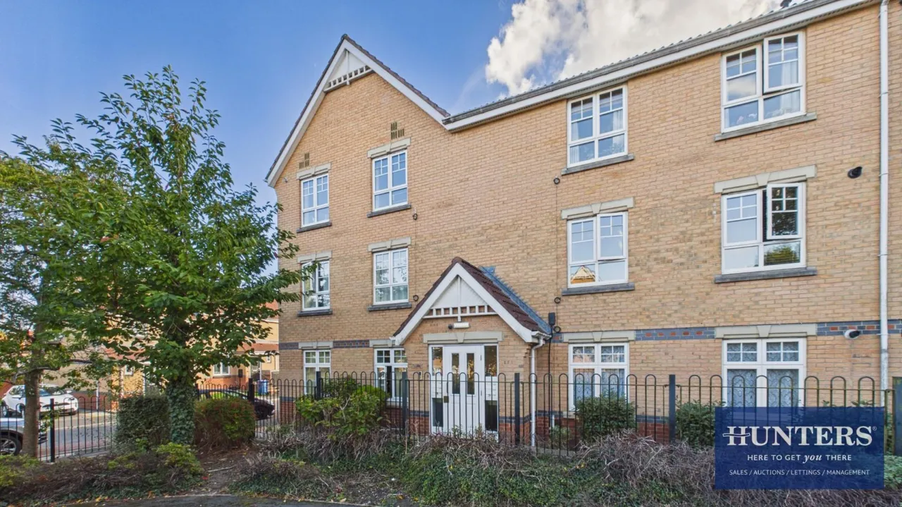 2 bed flat for sale, Wearhead Drive, Barnes, SR4