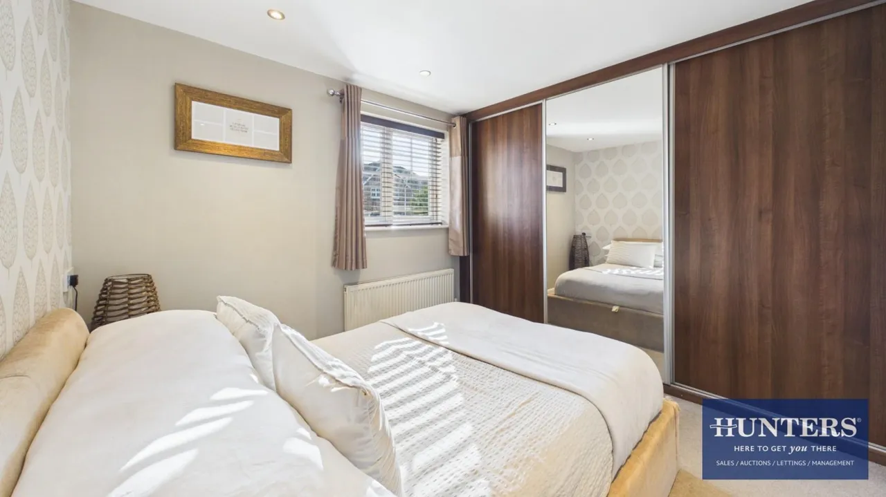 Wearhead Drive, Barnes, SR4, photo 11