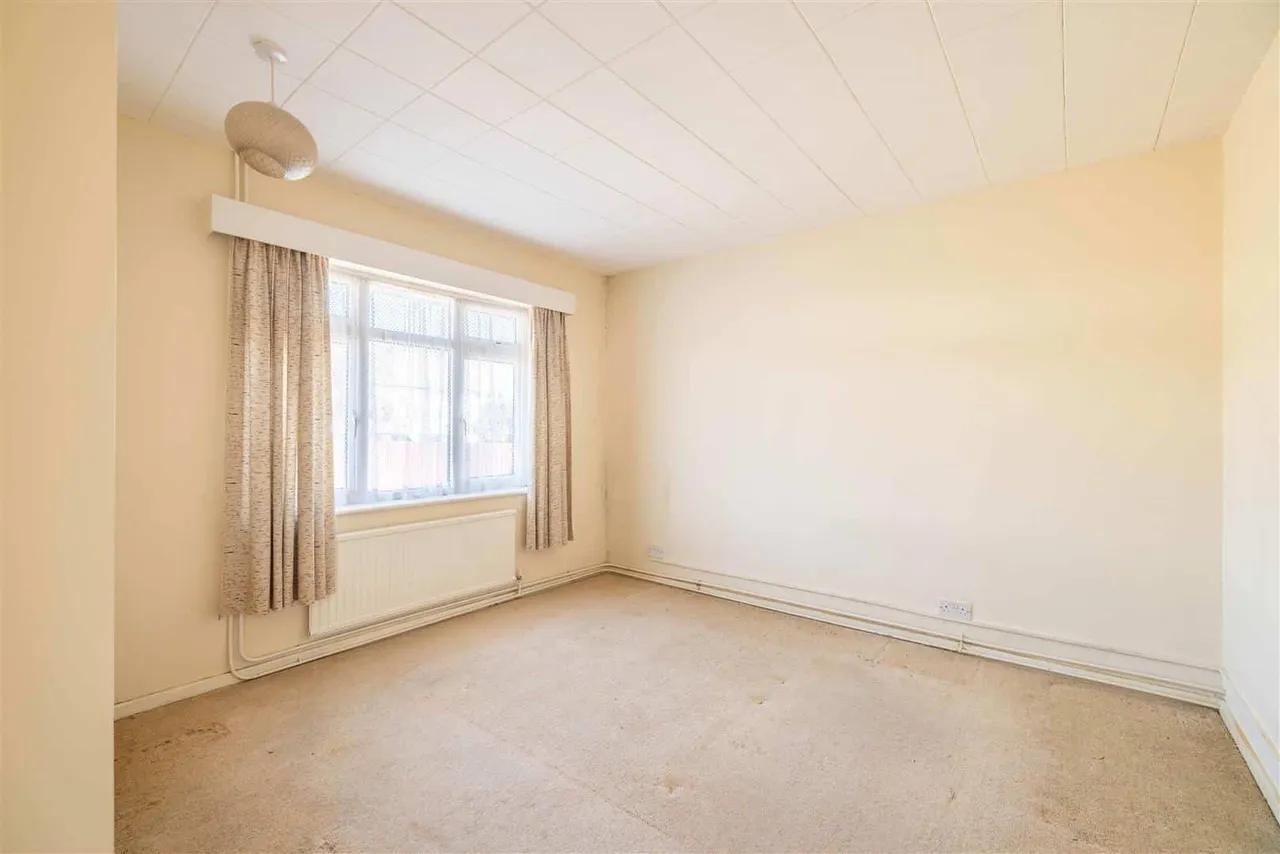 Dedworth Road, Windsor, Berkshire, SL4 4JS, photo 8