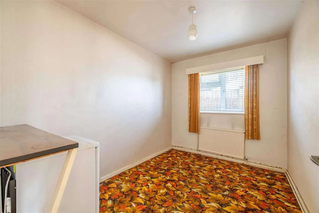 Dedworth Road, Windsor, Berkshire, SL4 4JS, photo 10